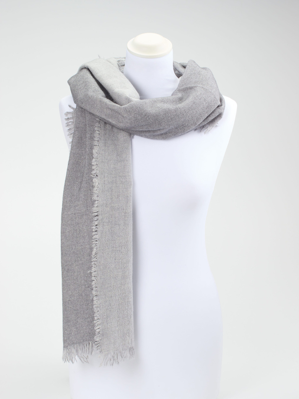 Schal grau 9321499000501