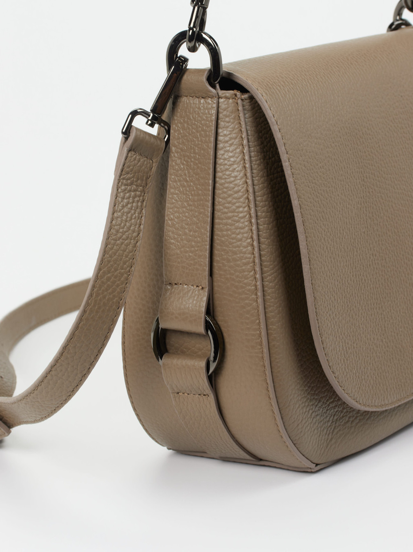 Schulter-/ Umhängetasche braun 9392249001905