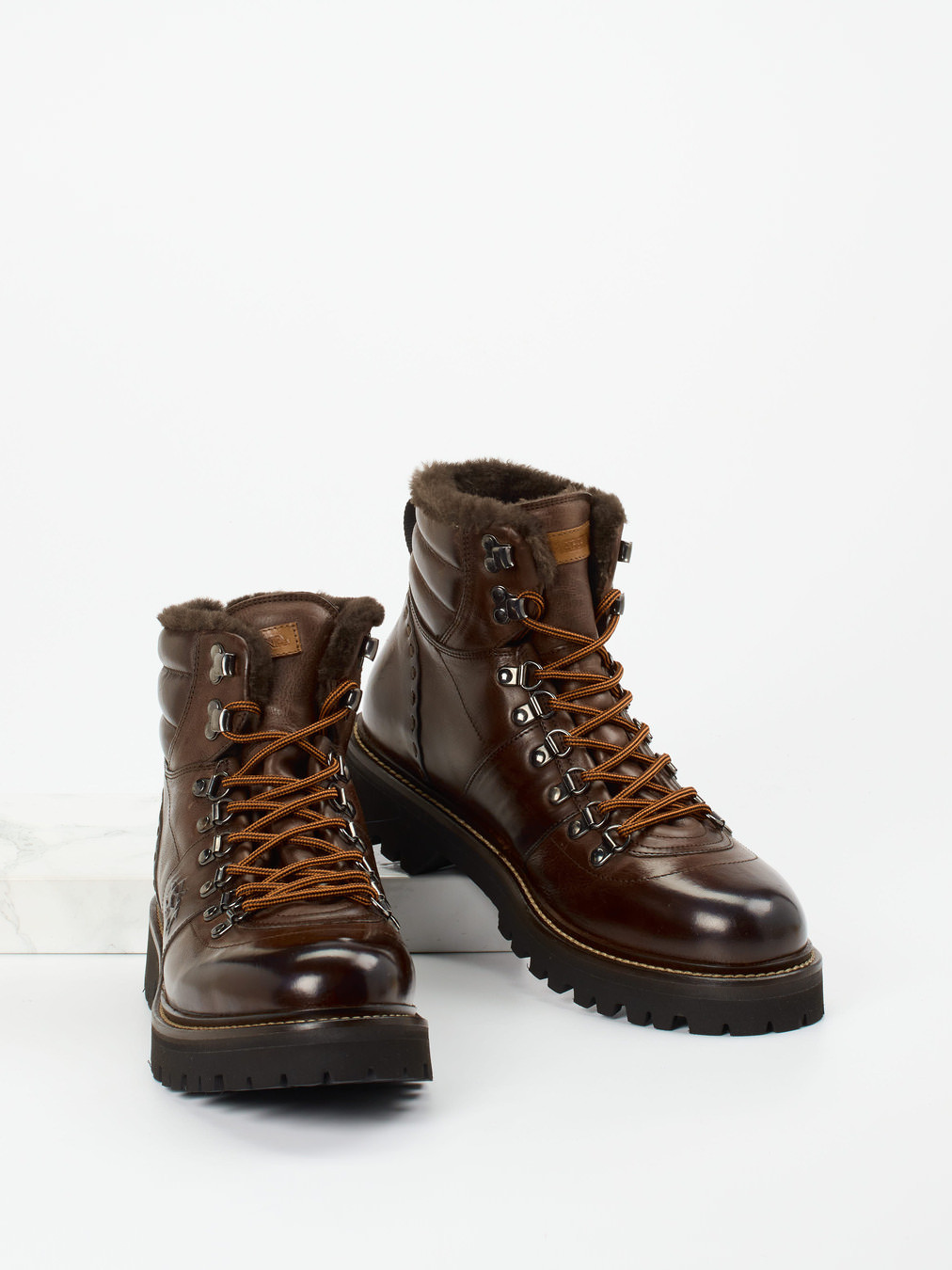 Boot braun 4801209058104