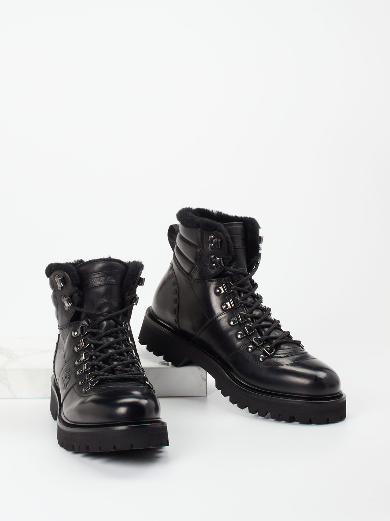 Boot schwarz 4801009058604