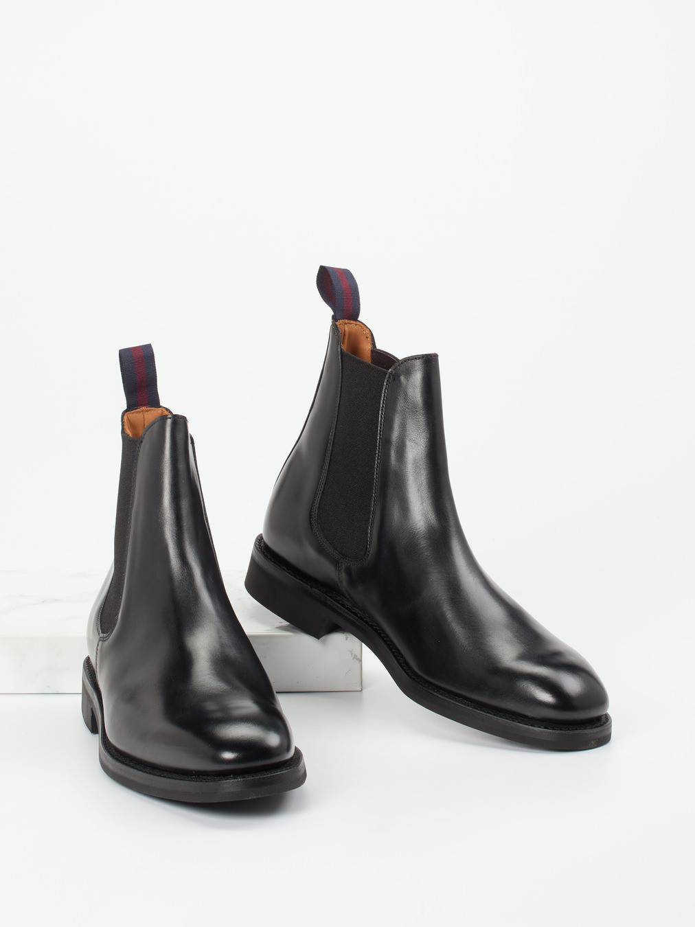 Boot schwarz 4711009023004