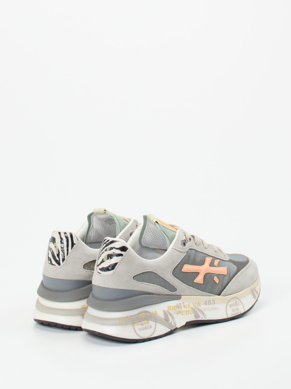 Sneaker grau 1663496000303