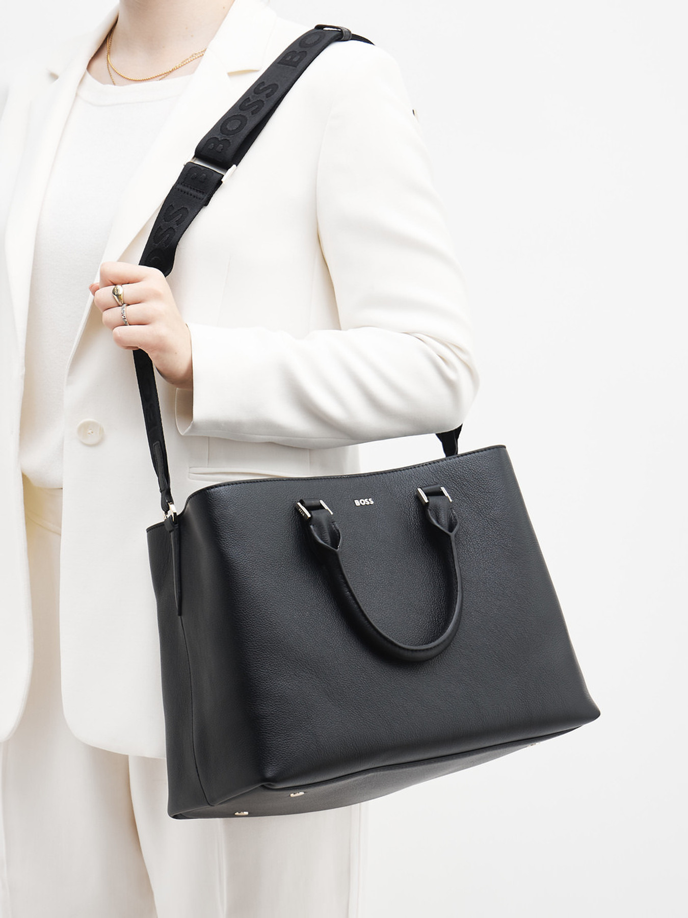 Umhängetasche schwarz 9392009005806