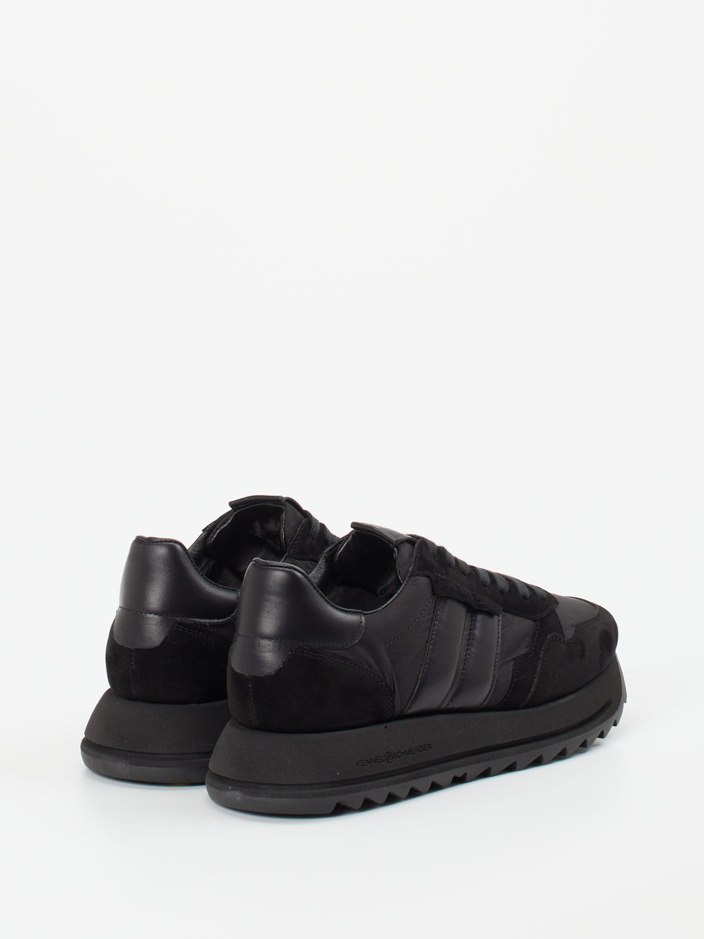 Sneaker schwarz 1661009029703