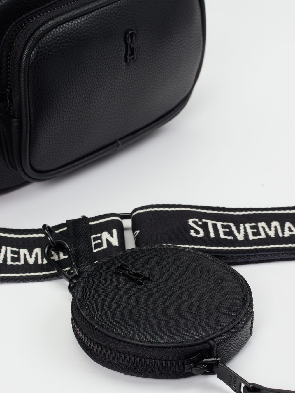 Umhänge-/ Minitasche schwarz 9391009004105