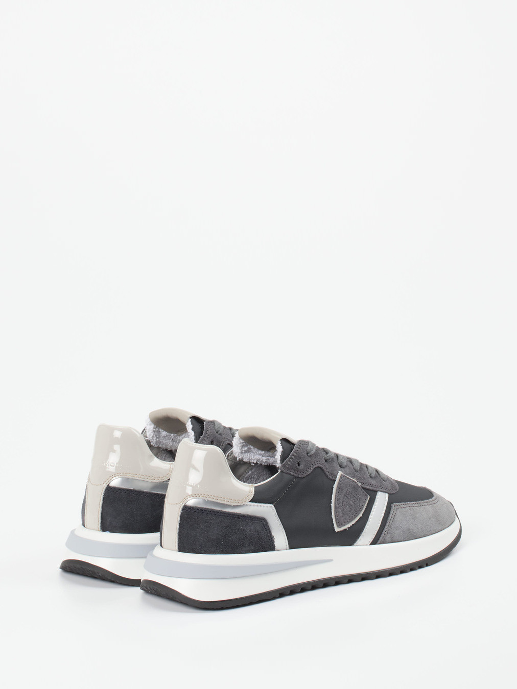 Sneaker grau 1663409001103