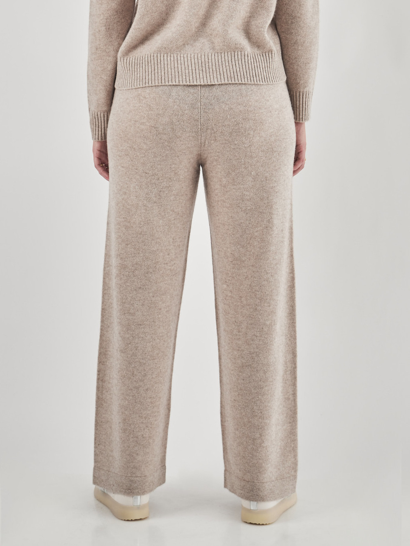 Hose beige 9350359000501