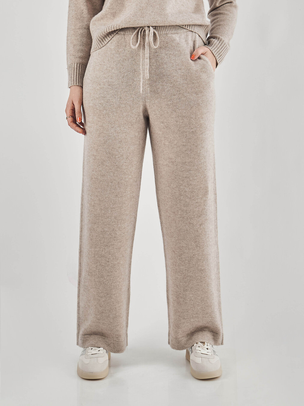 Hose beige 9350359000506