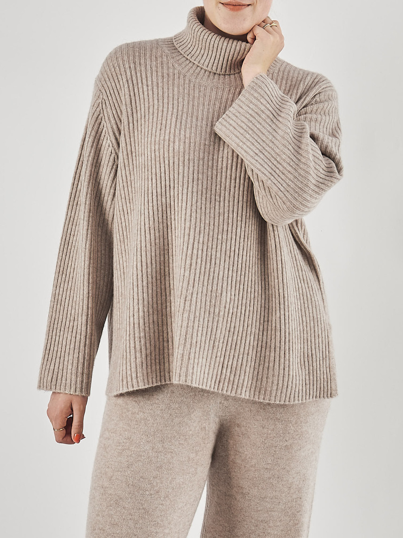 Rollkragen beige 9343359000306