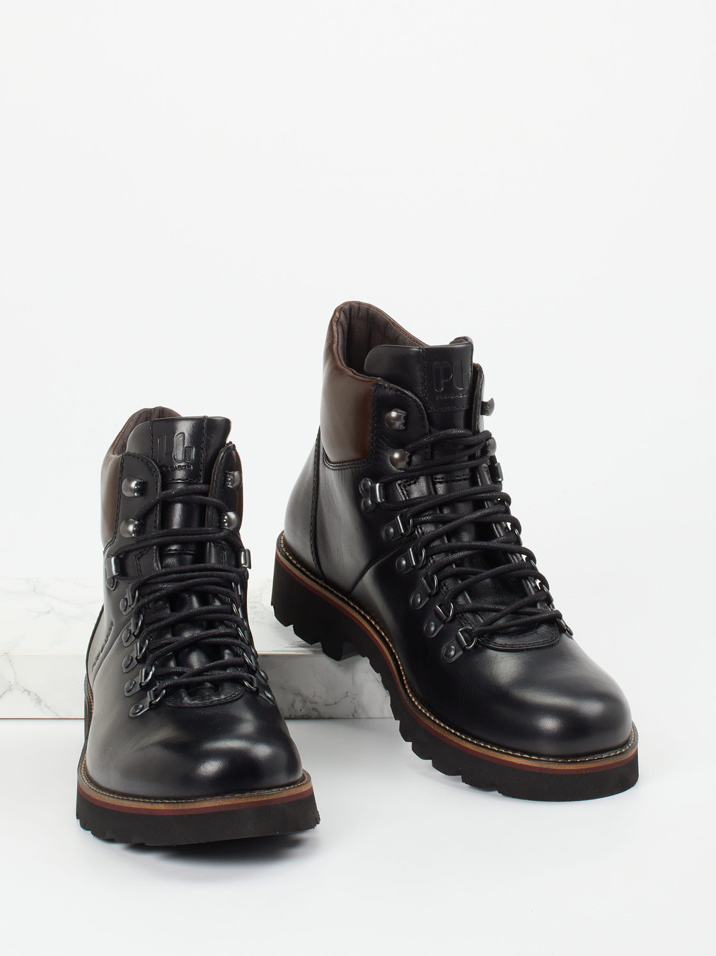 Boot schwarz 4701009078104