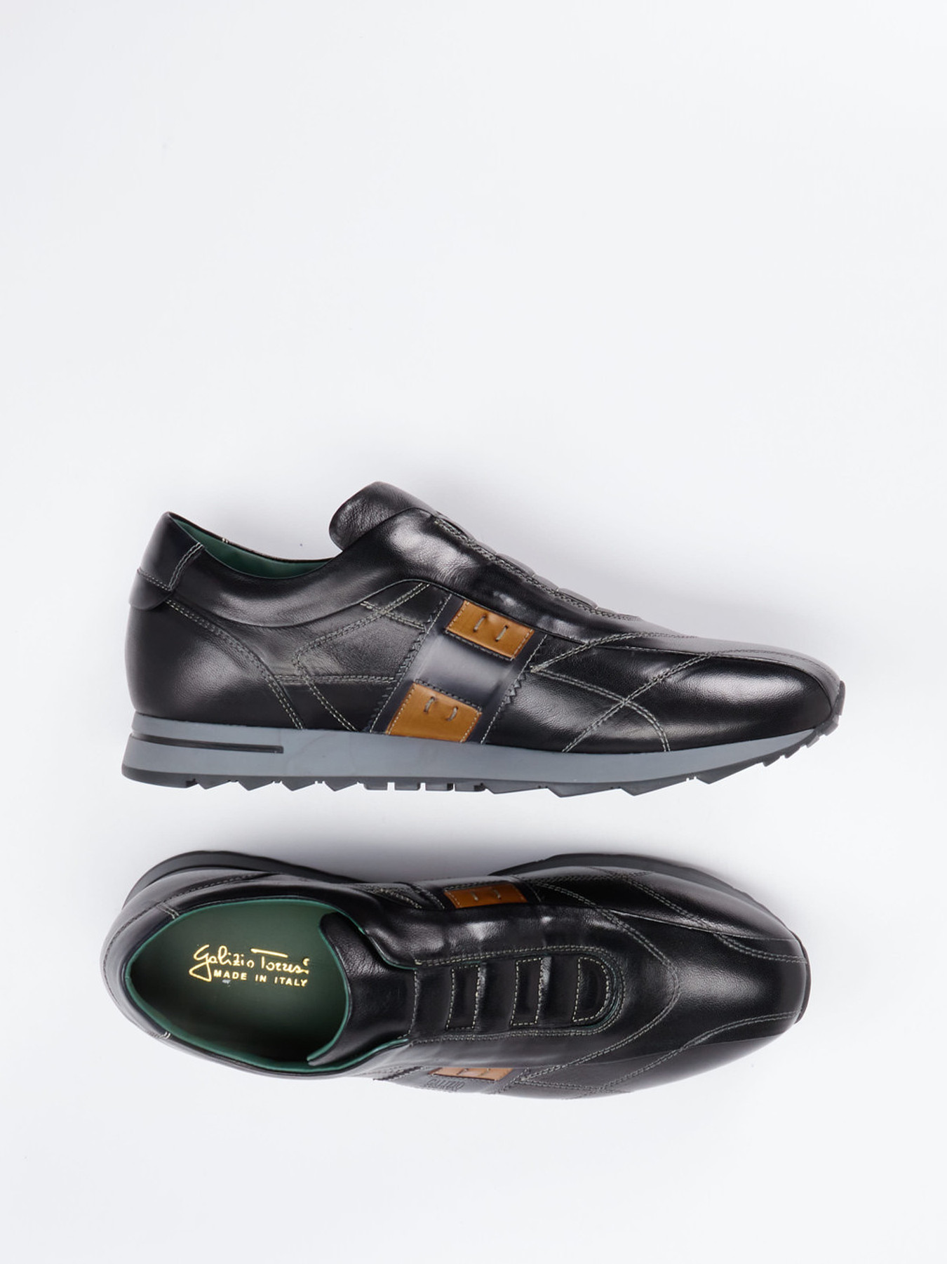 Slipper schwarz 4561009003904