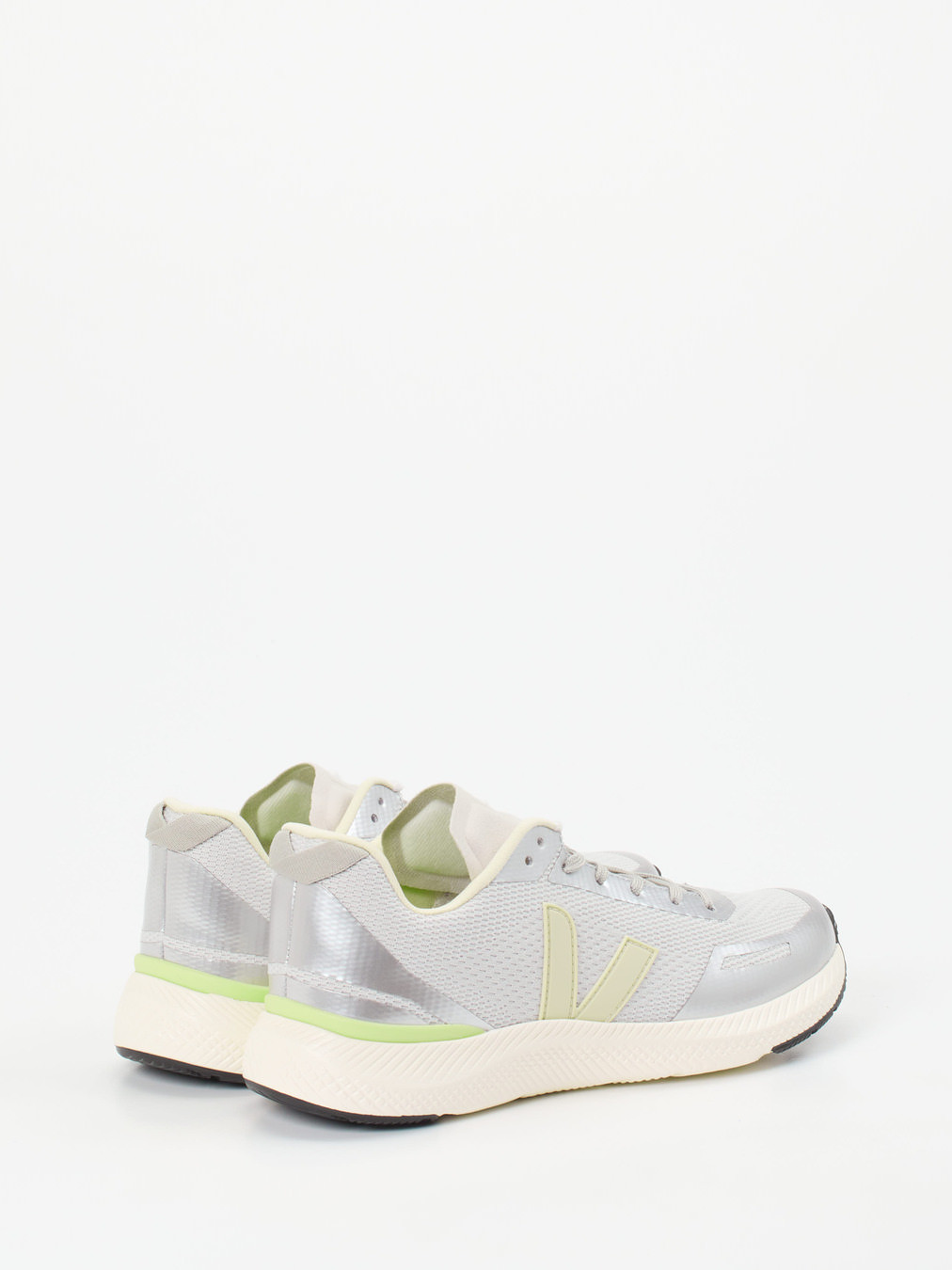 Sneaker grau 1661497000103