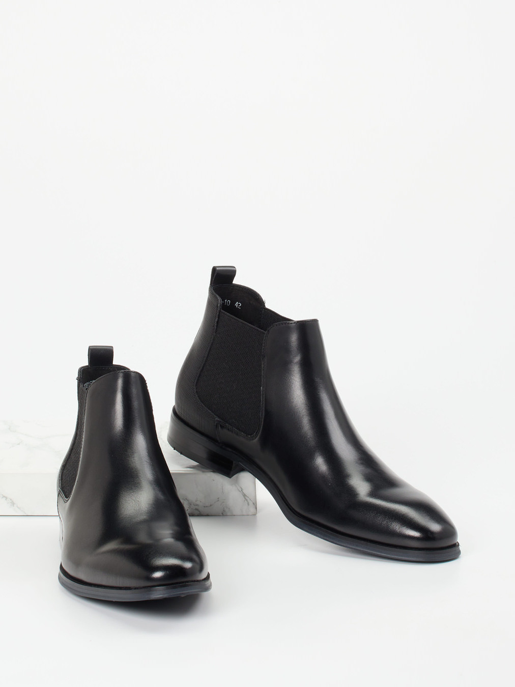 Boot schwarz 4711009023304