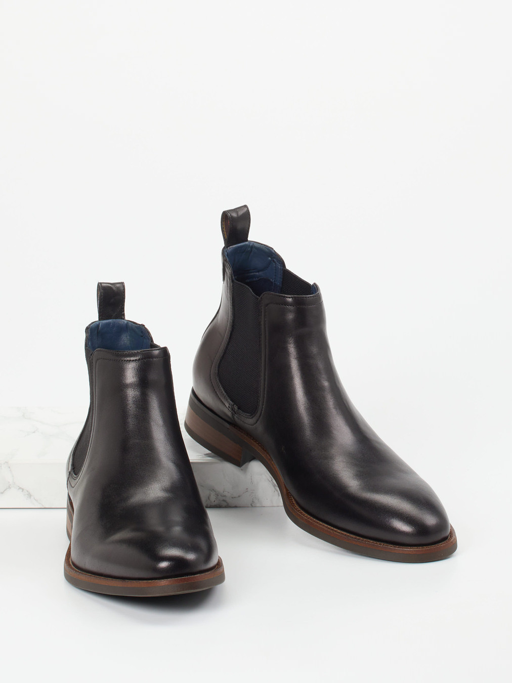 Boot schwarz 4711009023504