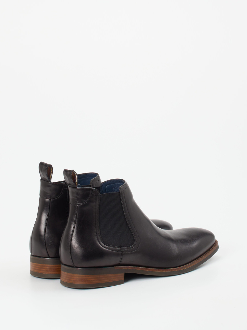 Boot schwarz 4711009023503