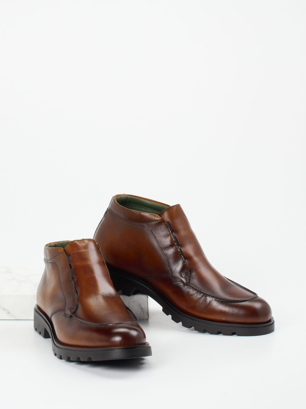 Boot braun 4711289005604