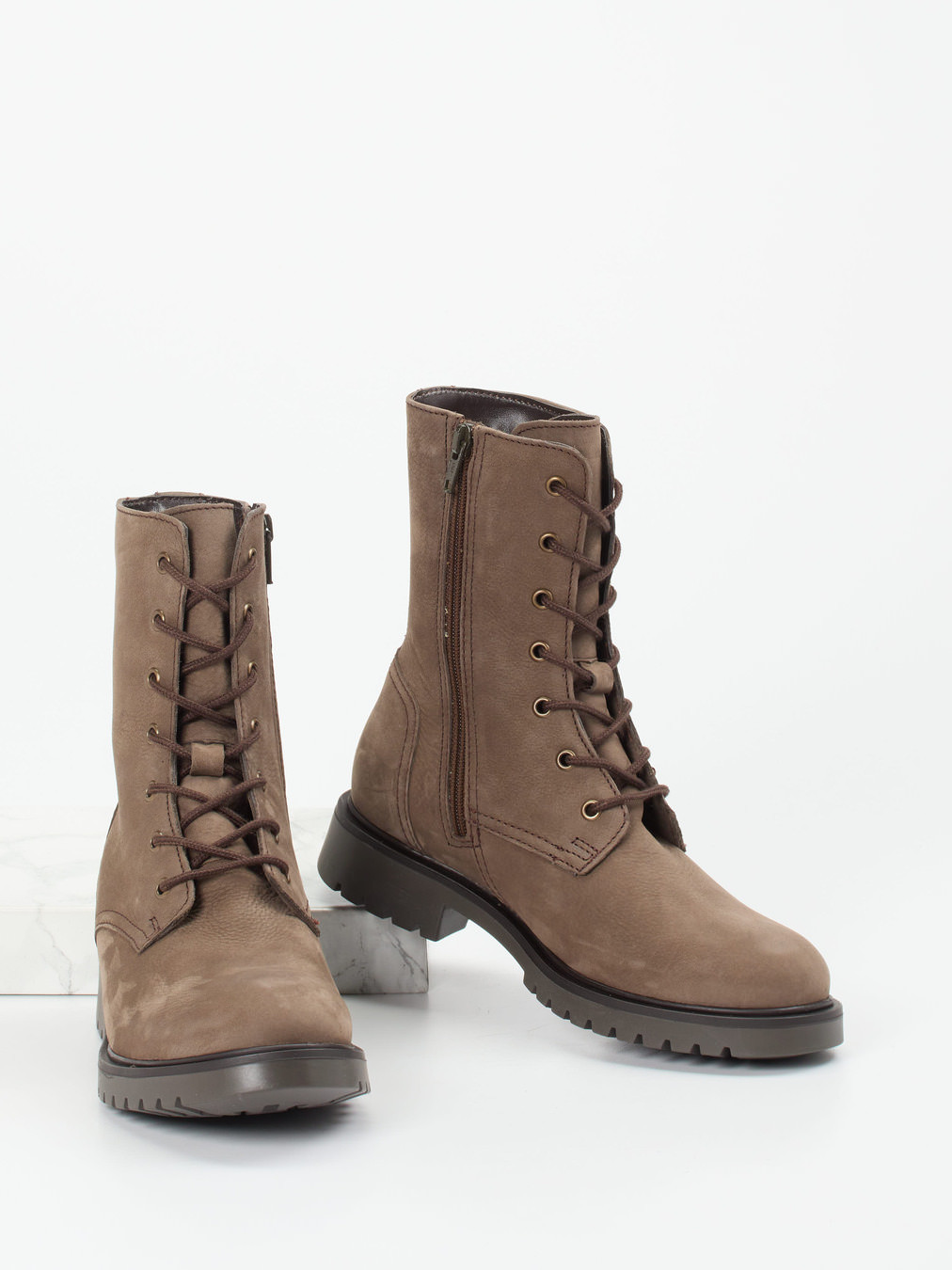 Boot braun 6800249000604