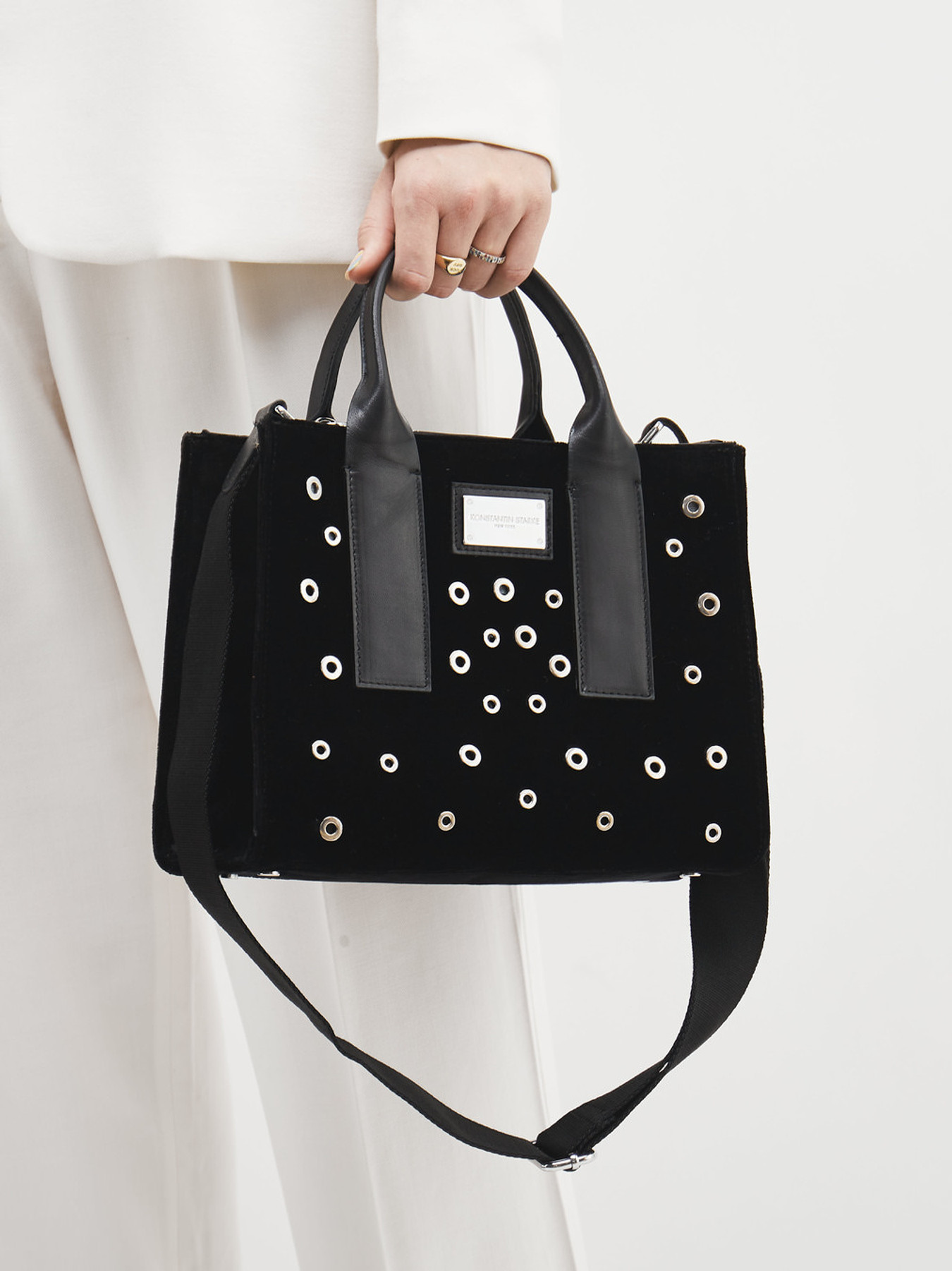 Umhänge-/ Minitasche schwarz 9391009006106