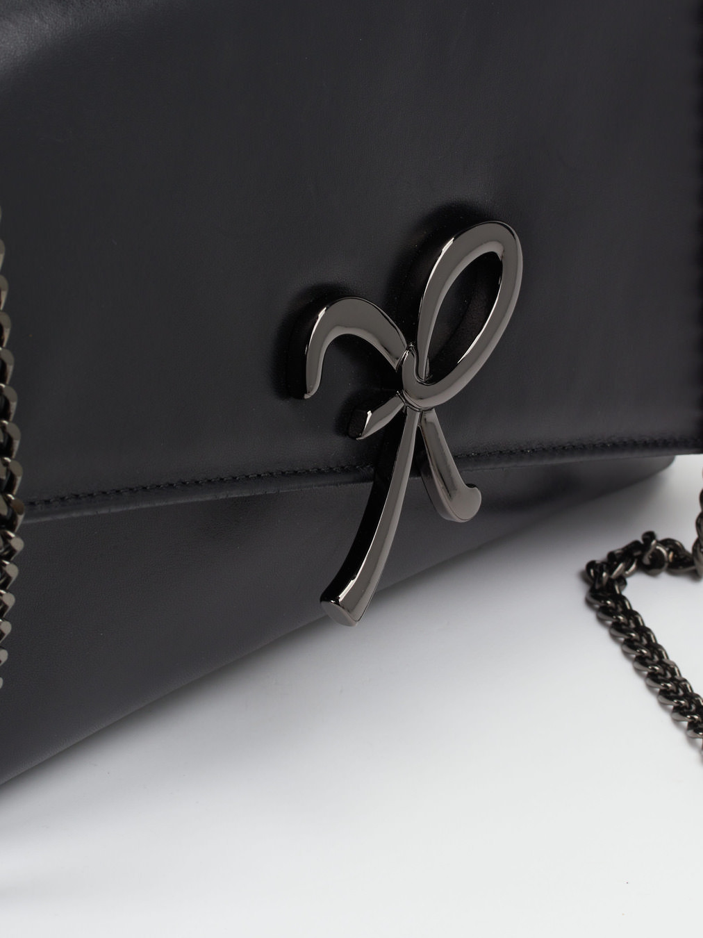 Umhänge-/ Minitasche schwarz 9391009006205