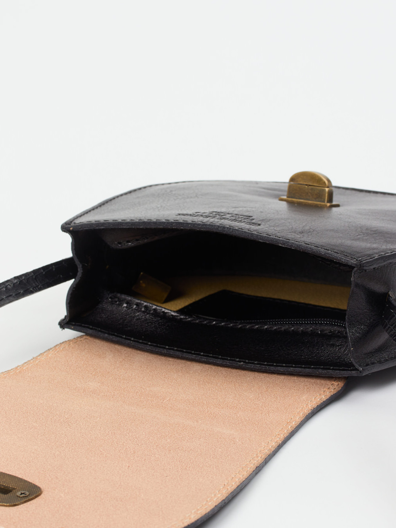 Umhänge-/ Minitasche schwarz 9391009005104