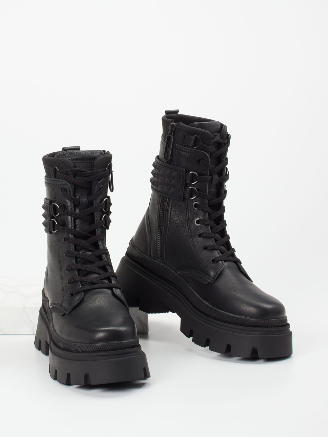 Schnürboot schwarz 8166009008604