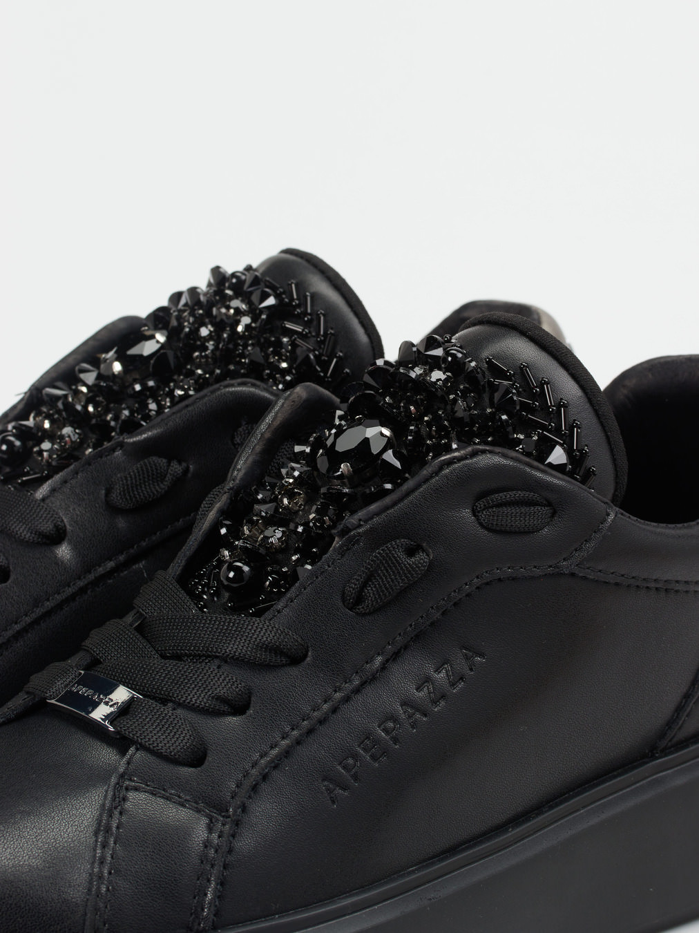 Sneaker schwarz 1663009021402