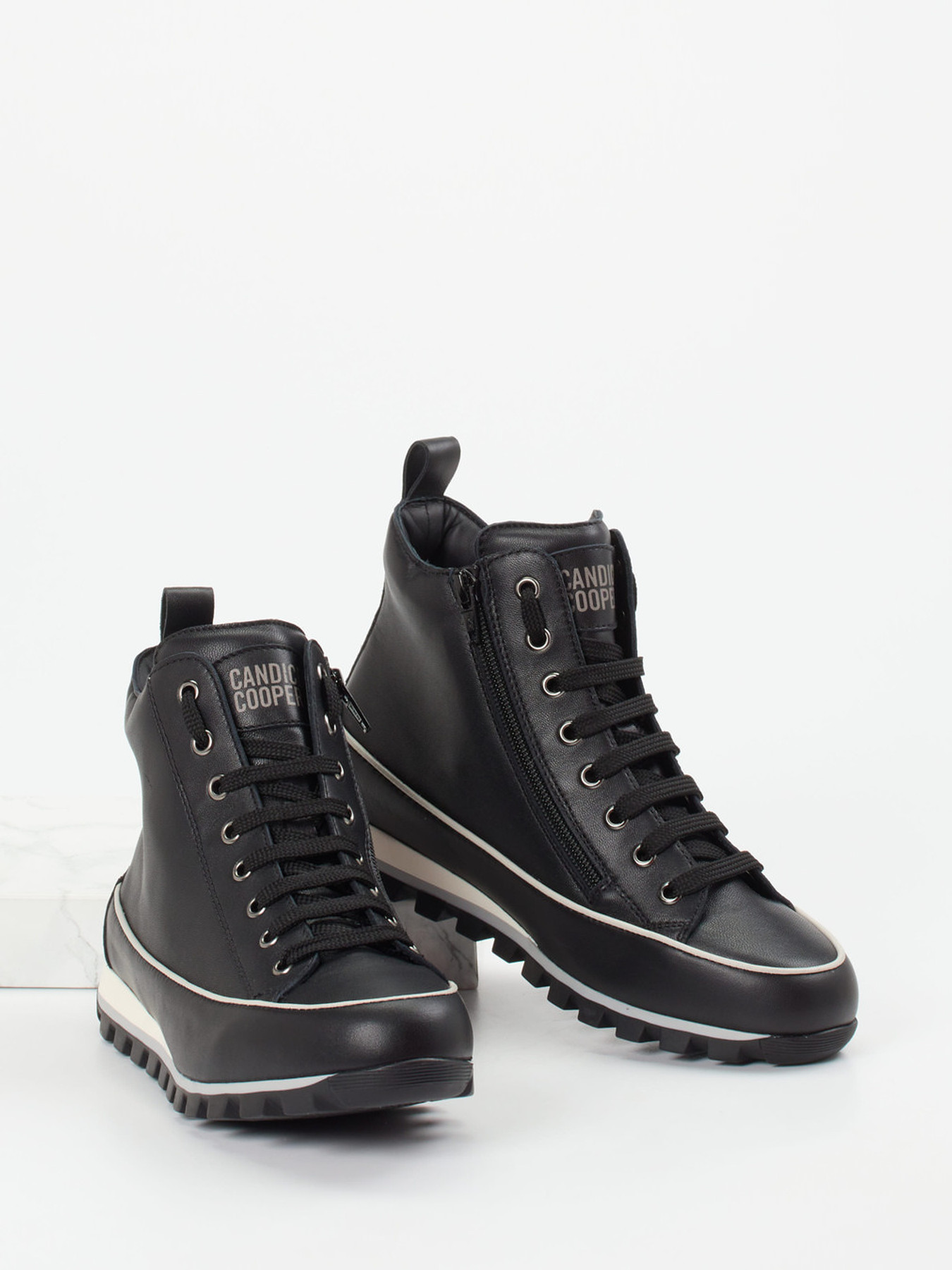Sneaker High schwarz 1673009004104