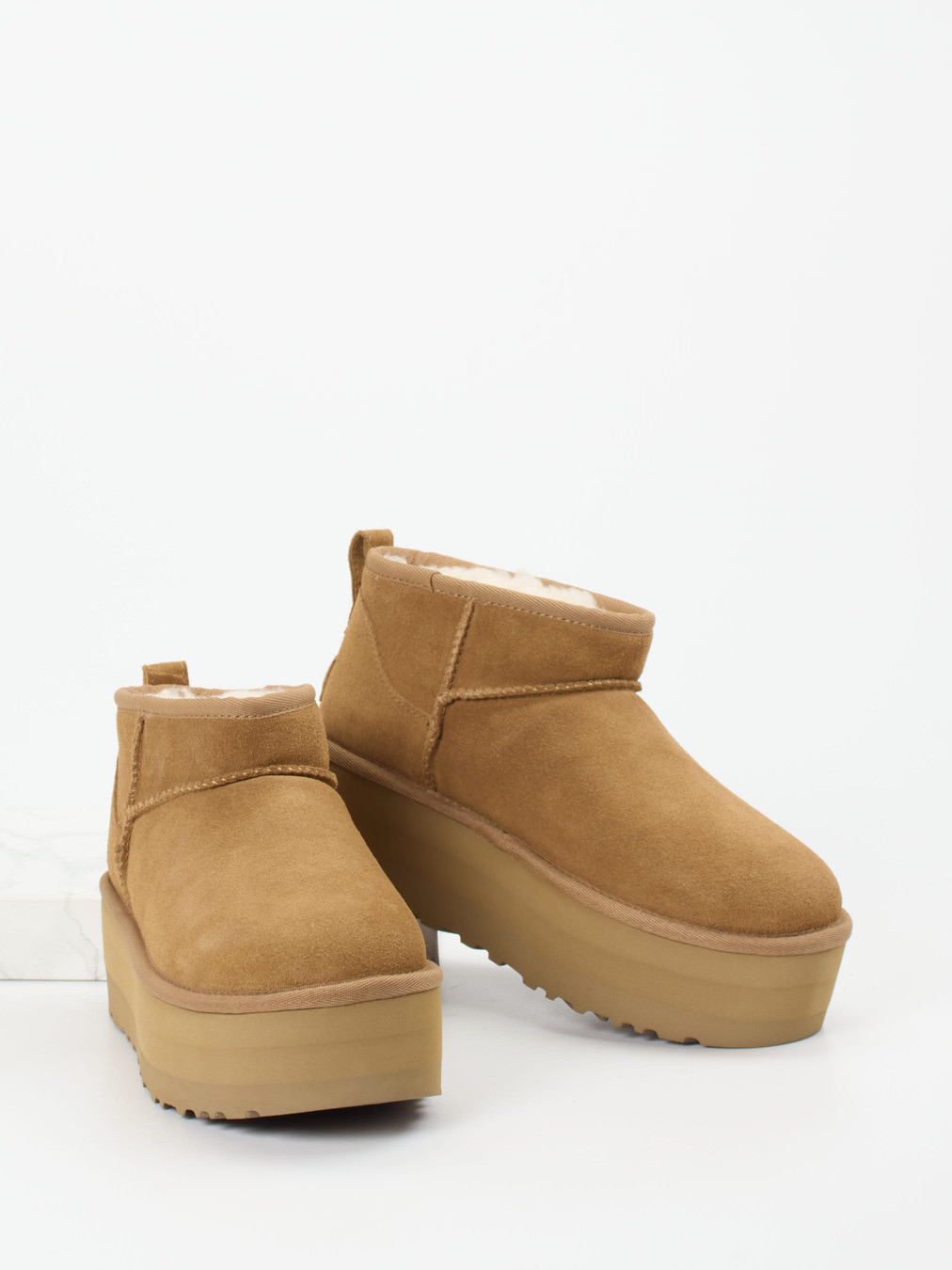 Stiefelette Classic Ultra Mini Platform braun 1813289001404