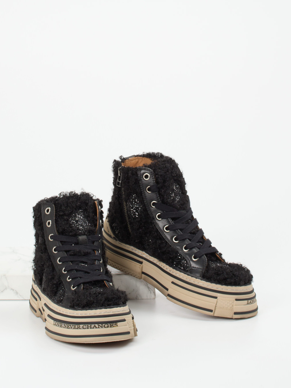 Sneaker High schwarz 1673009004504