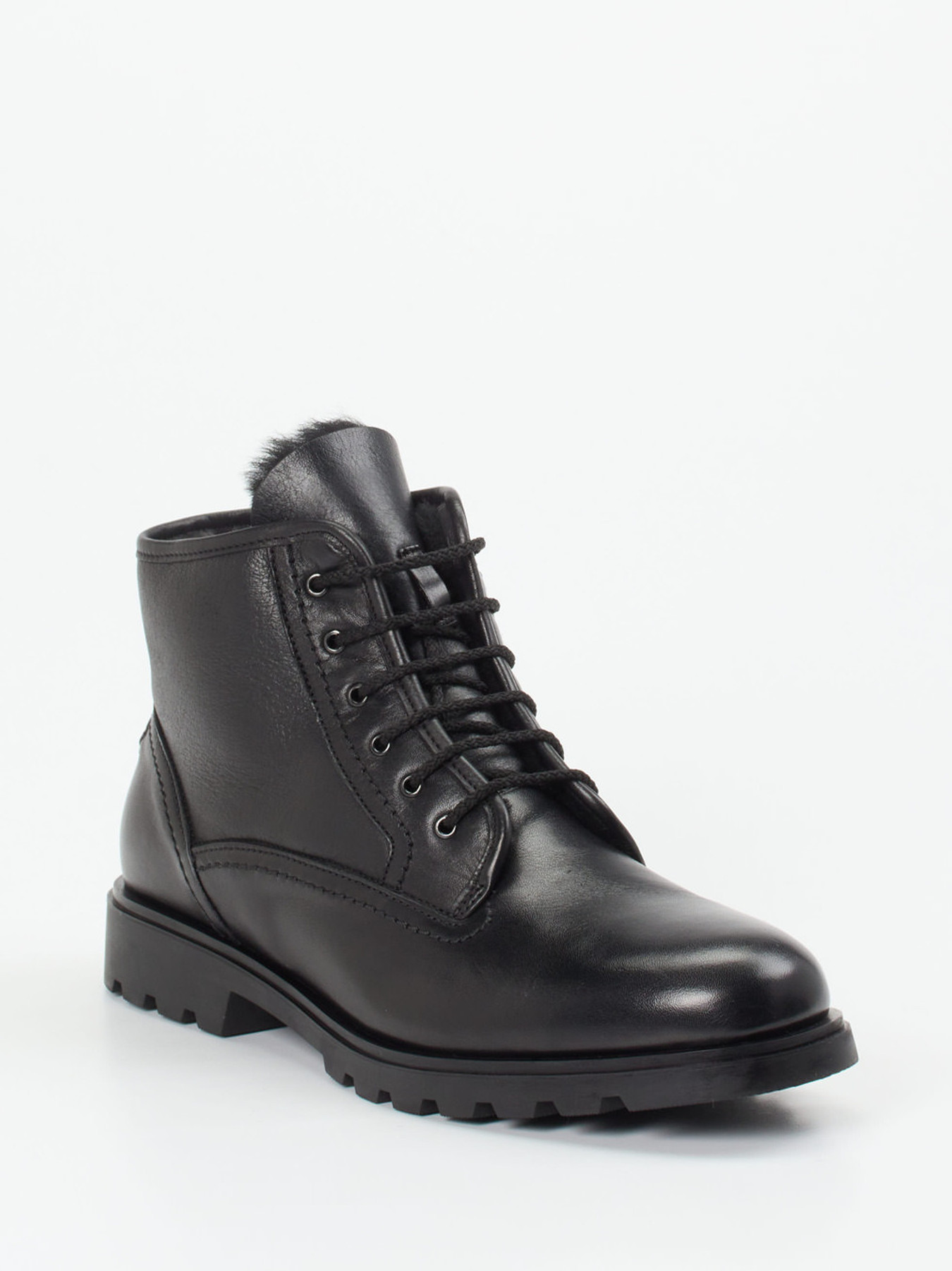 Boot schwarz 4801009058106