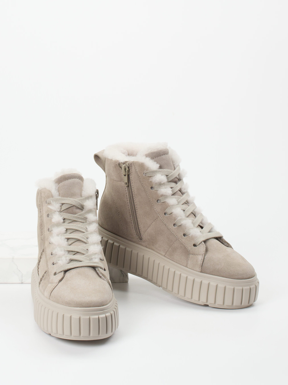 Sneaker grau 1805499000204