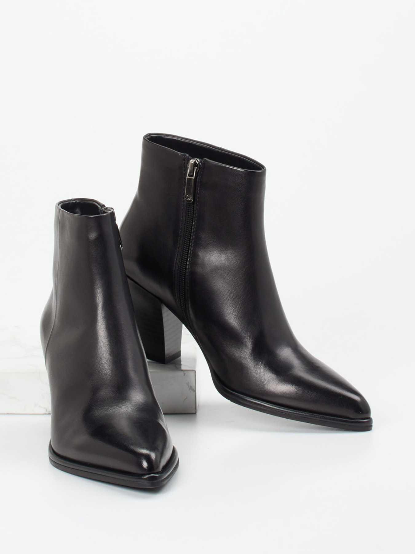 Stiefelette schwarz 1739009017604