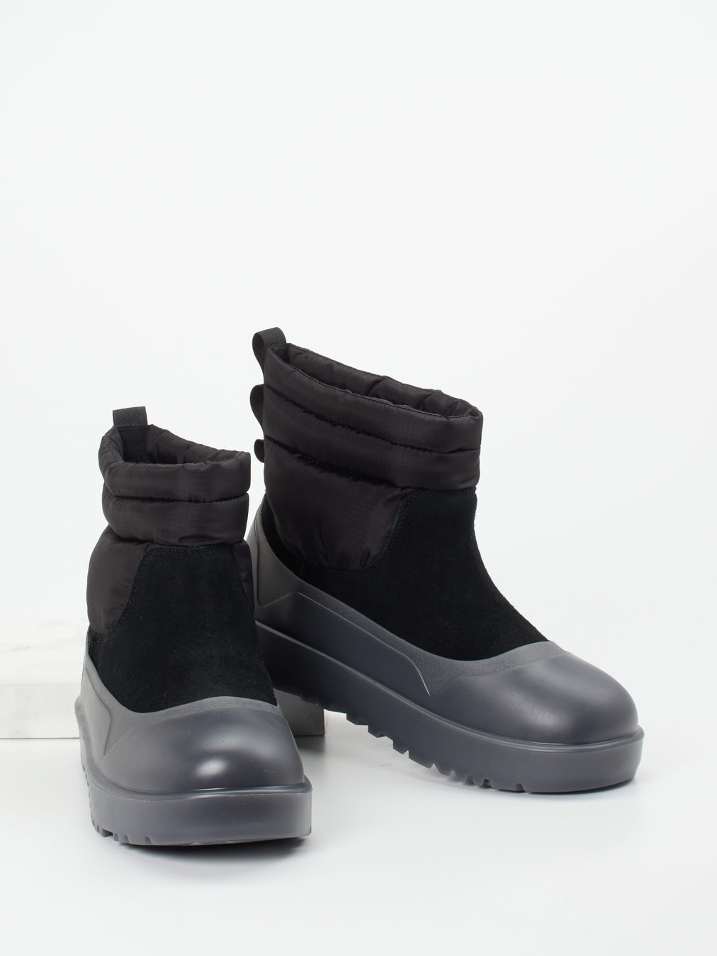 Boot schwarz 4811009051704