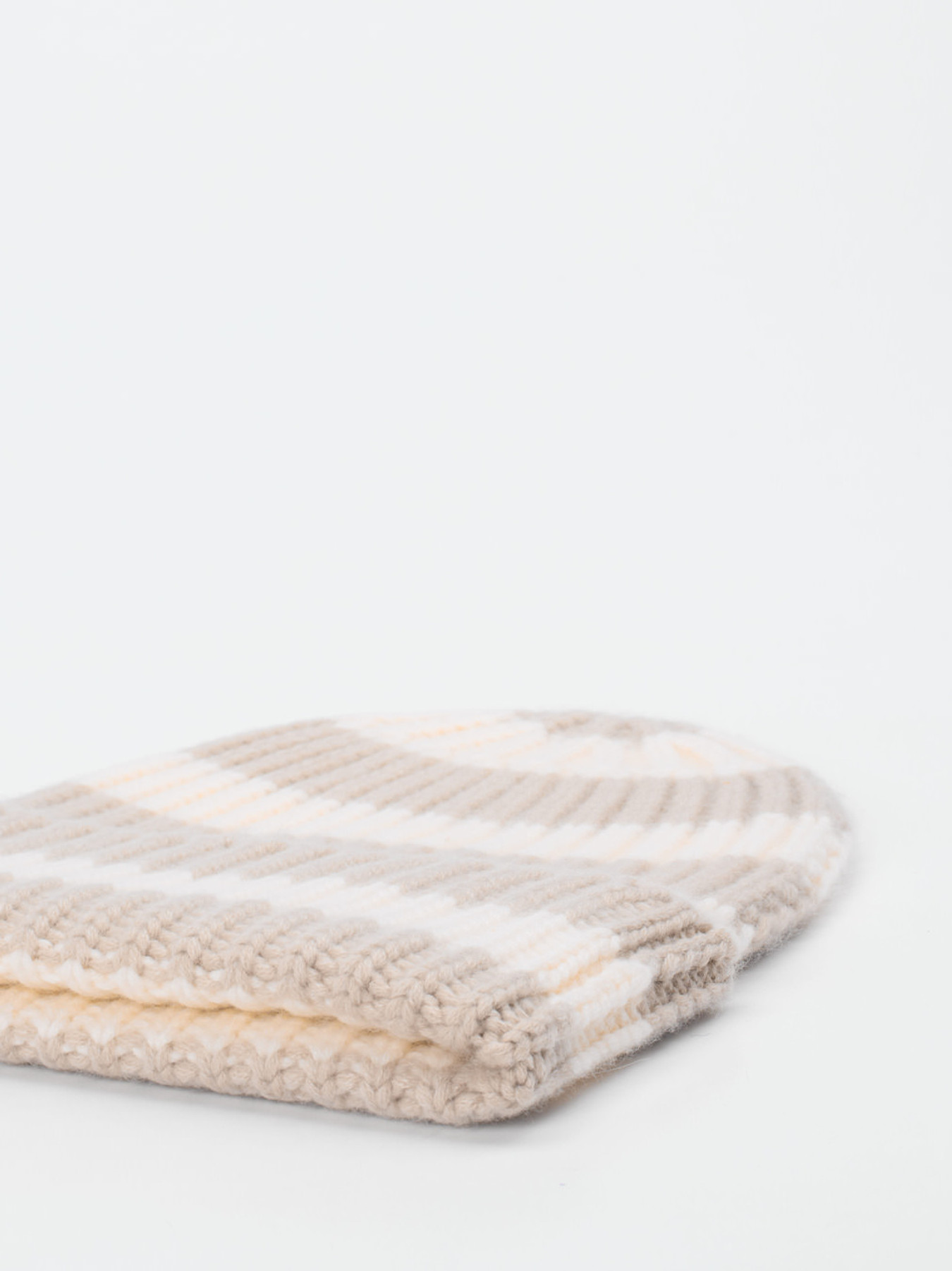 Mütze beige 9360393000202