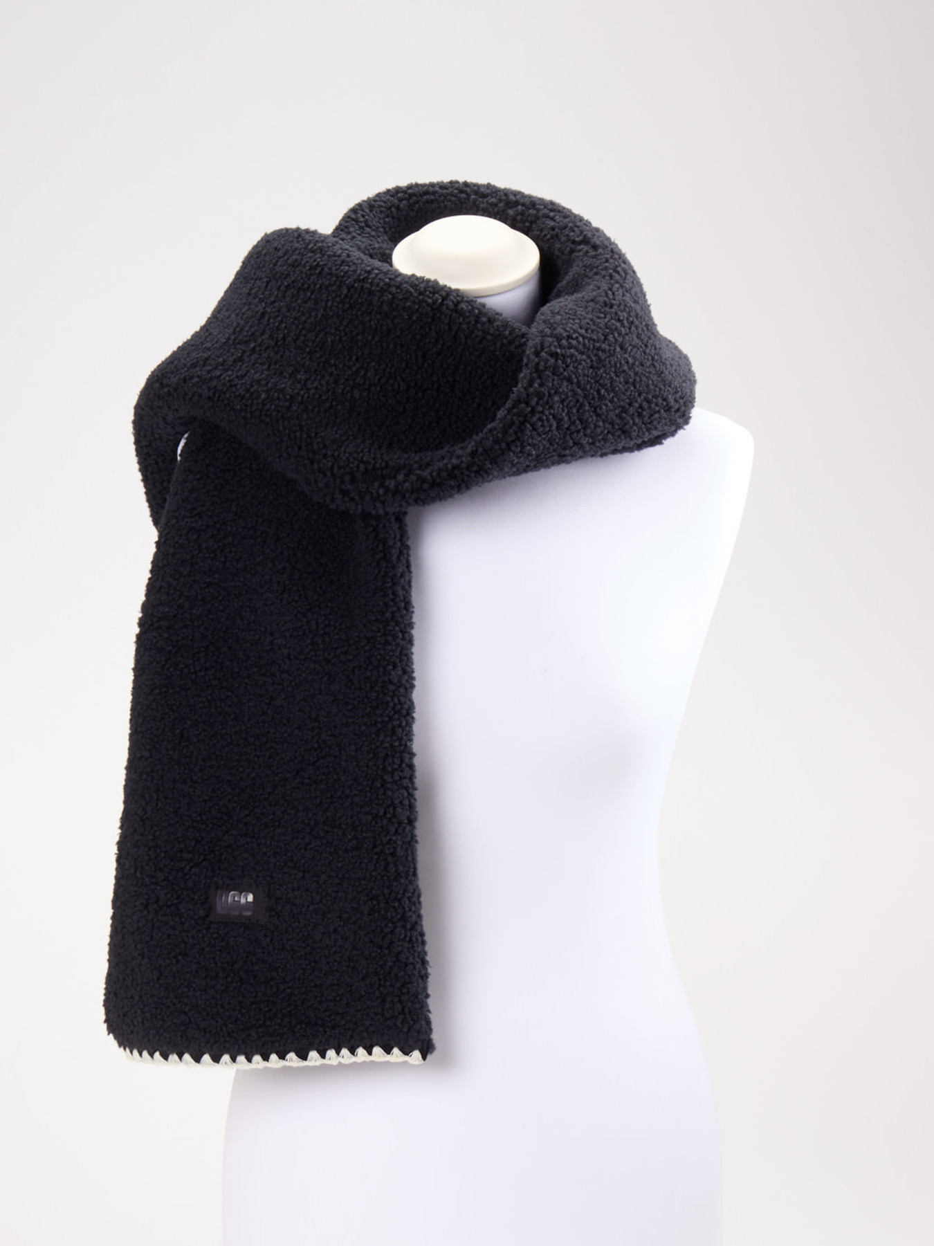 Schals schwarz 9321009000501