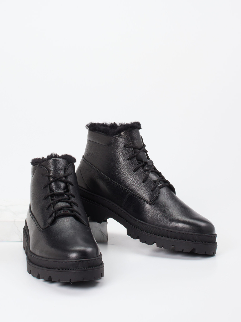 Boot schwarz 4801009059904