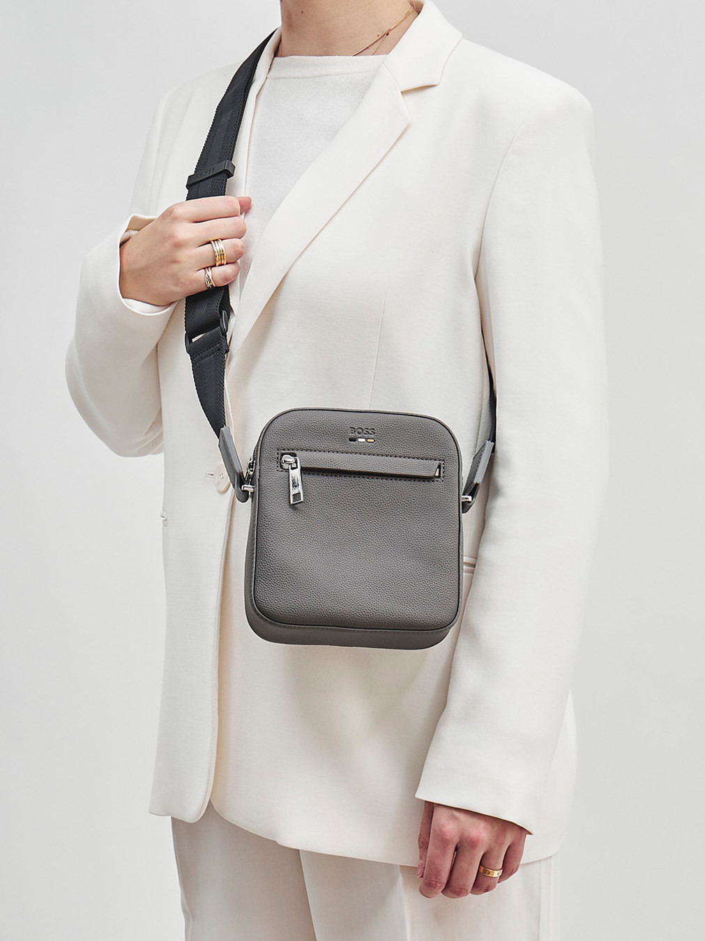 Umhängetasche grau 9501409000106
