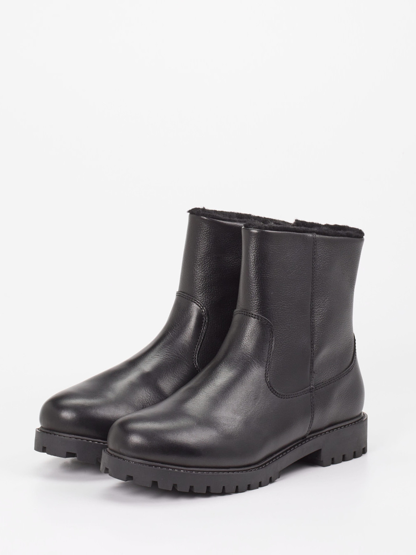 Boot schwarz 4821009052302