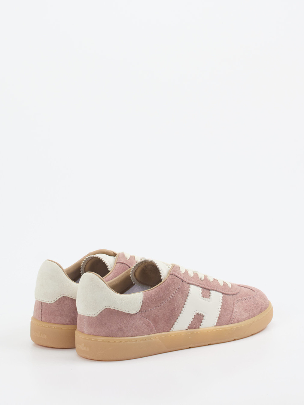 Sneaker rot 1661597000403