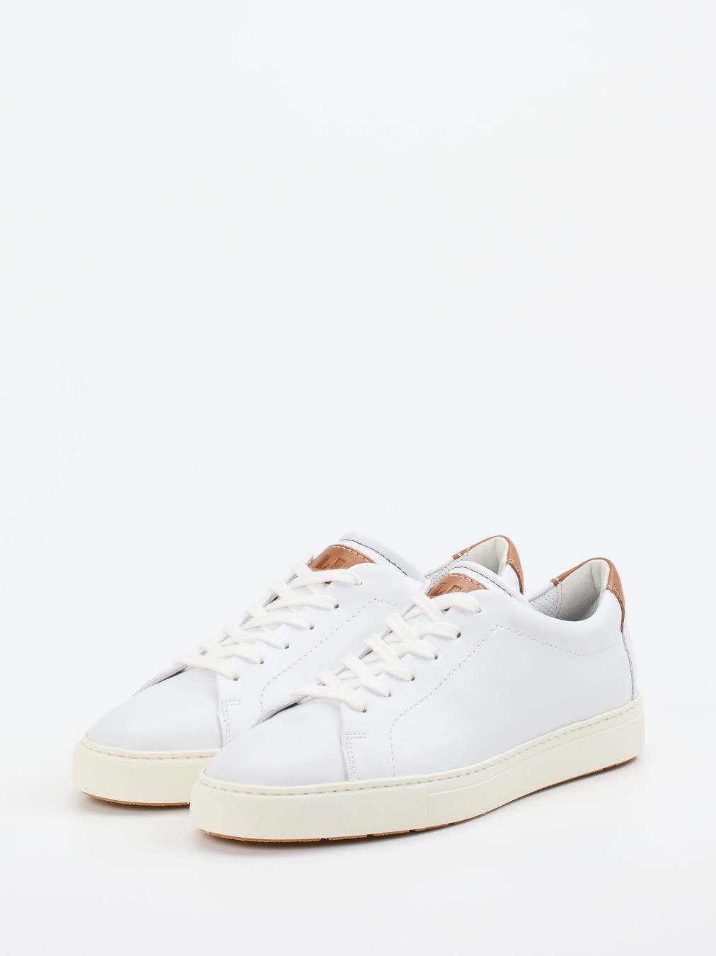 Sneaker MADOX weiß 4661799052302