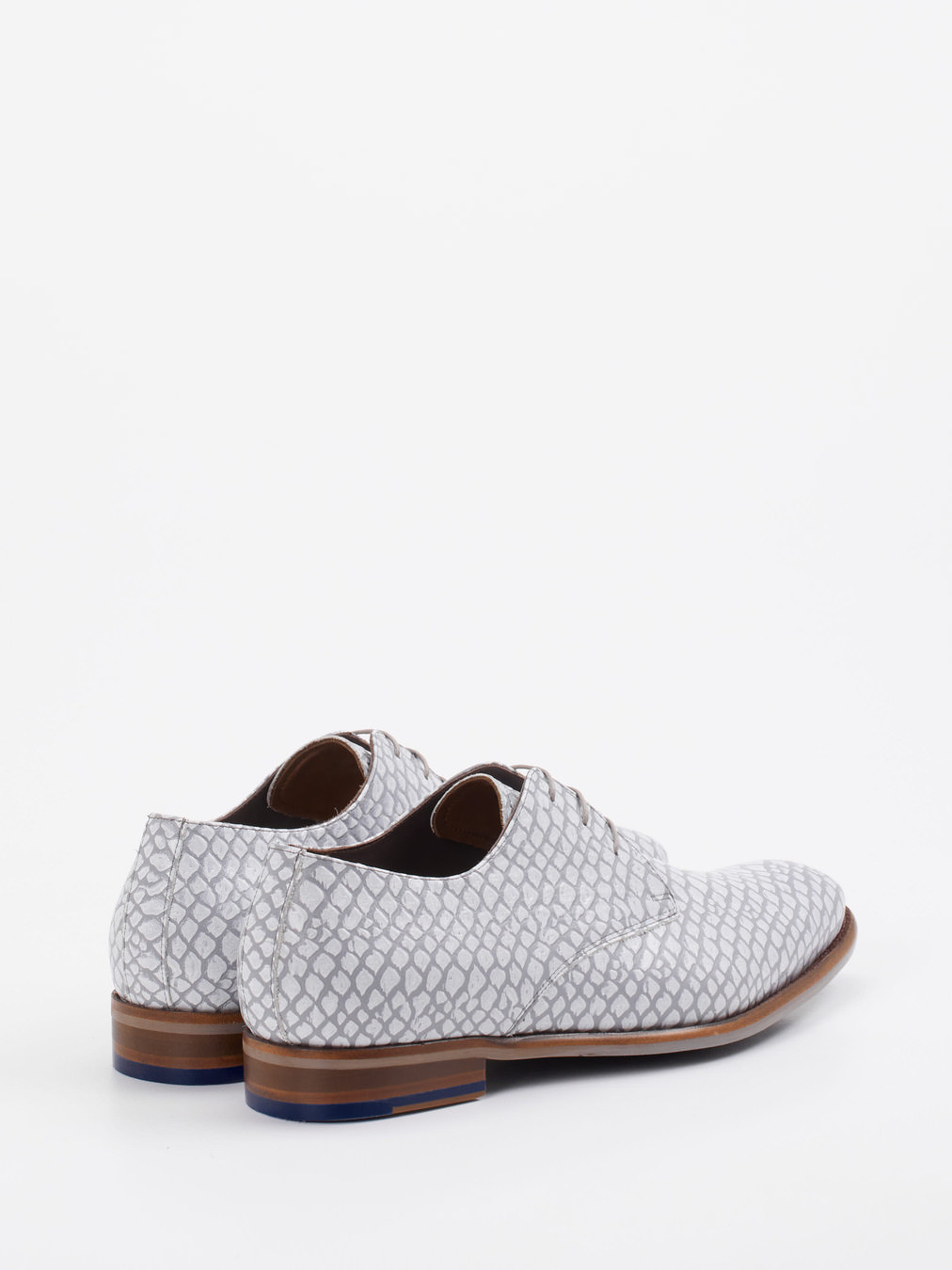 Schnürschuh grau 4610499002703