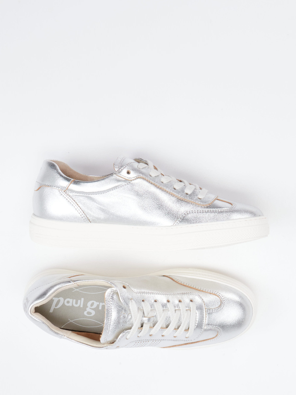 Sneaker silber 1663449008404