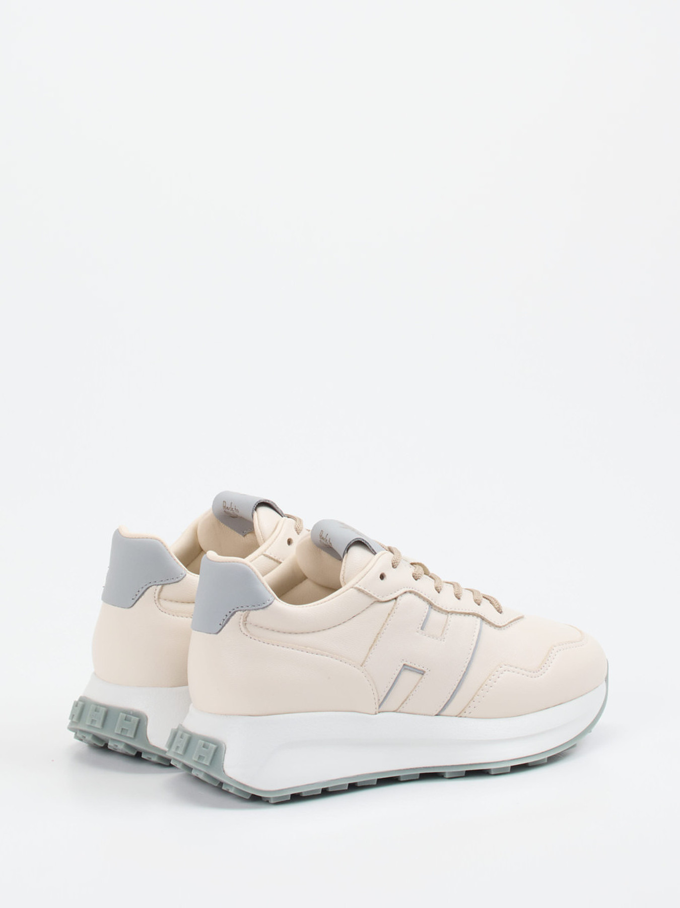 Sneaker weiß 1663731000203