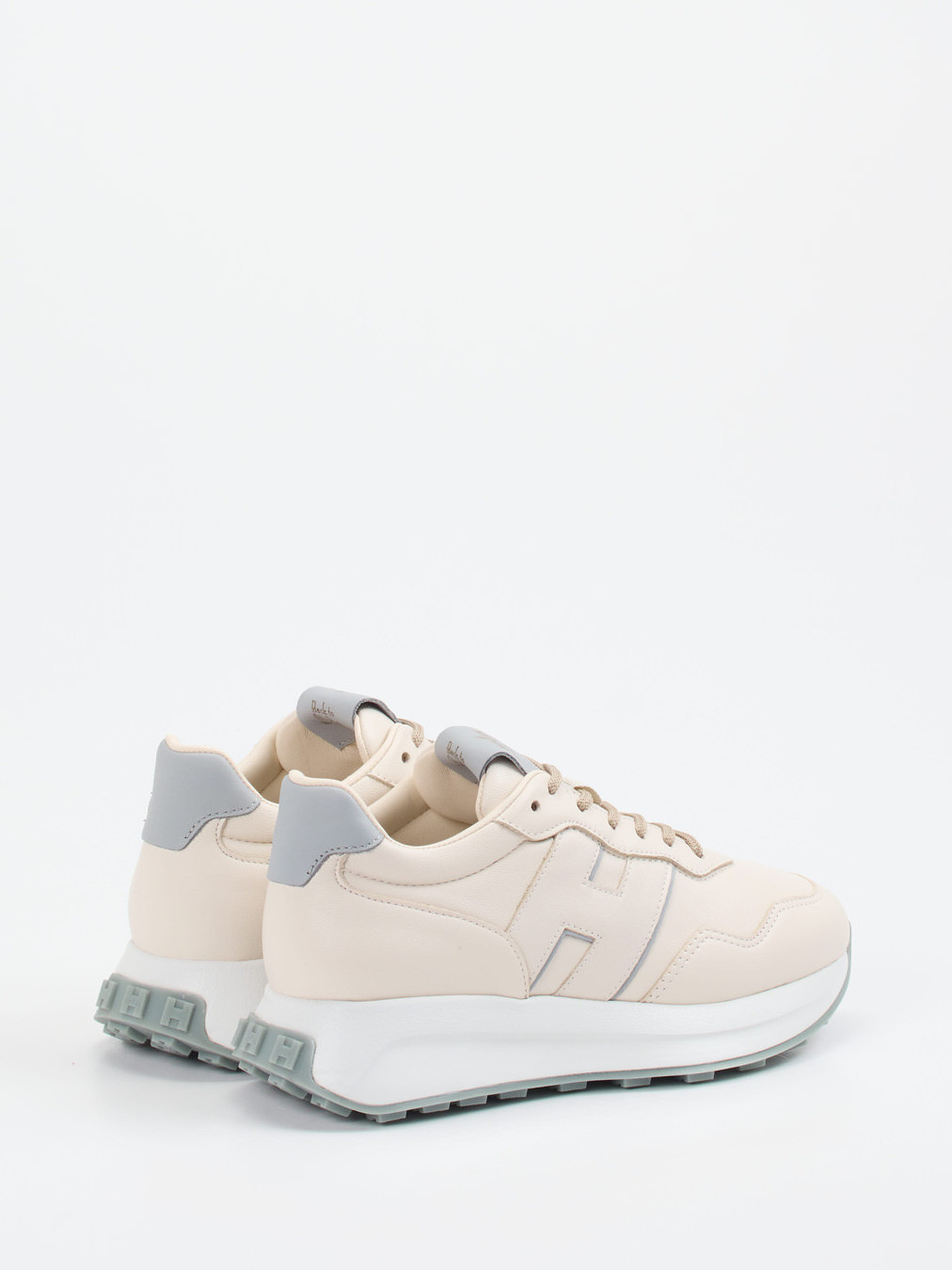 Sneaker weiß 1663731000203