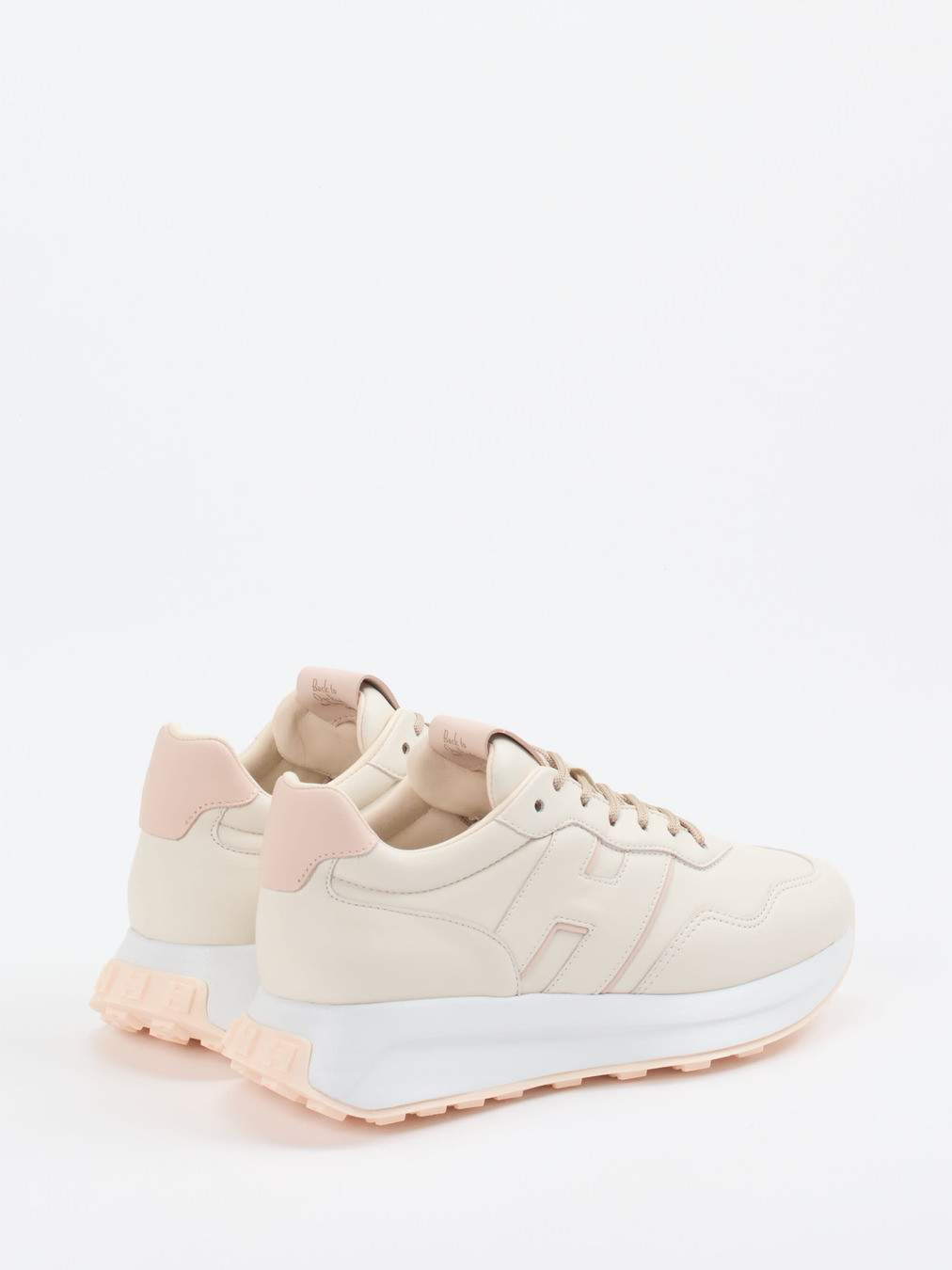 Sneaker weiß 1663735000203