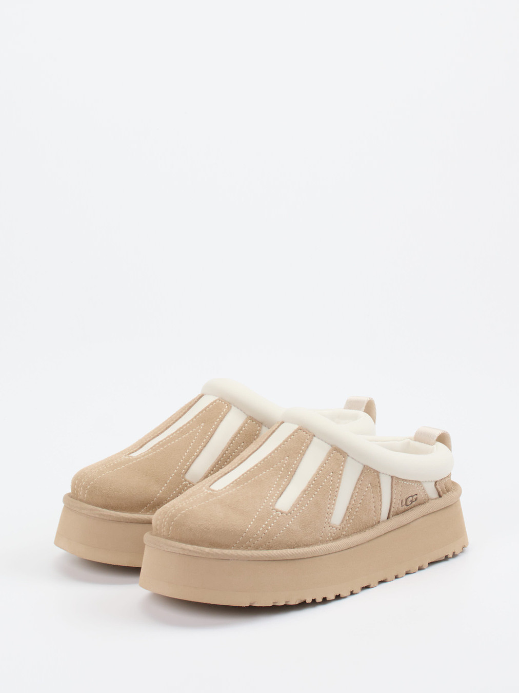 Hausschuh beige 1813359000402