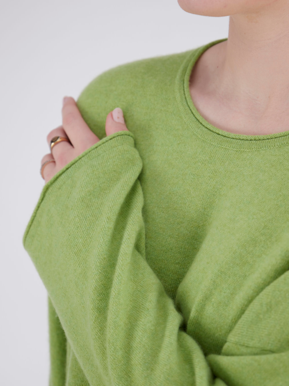 Pullover grün 9341699000302