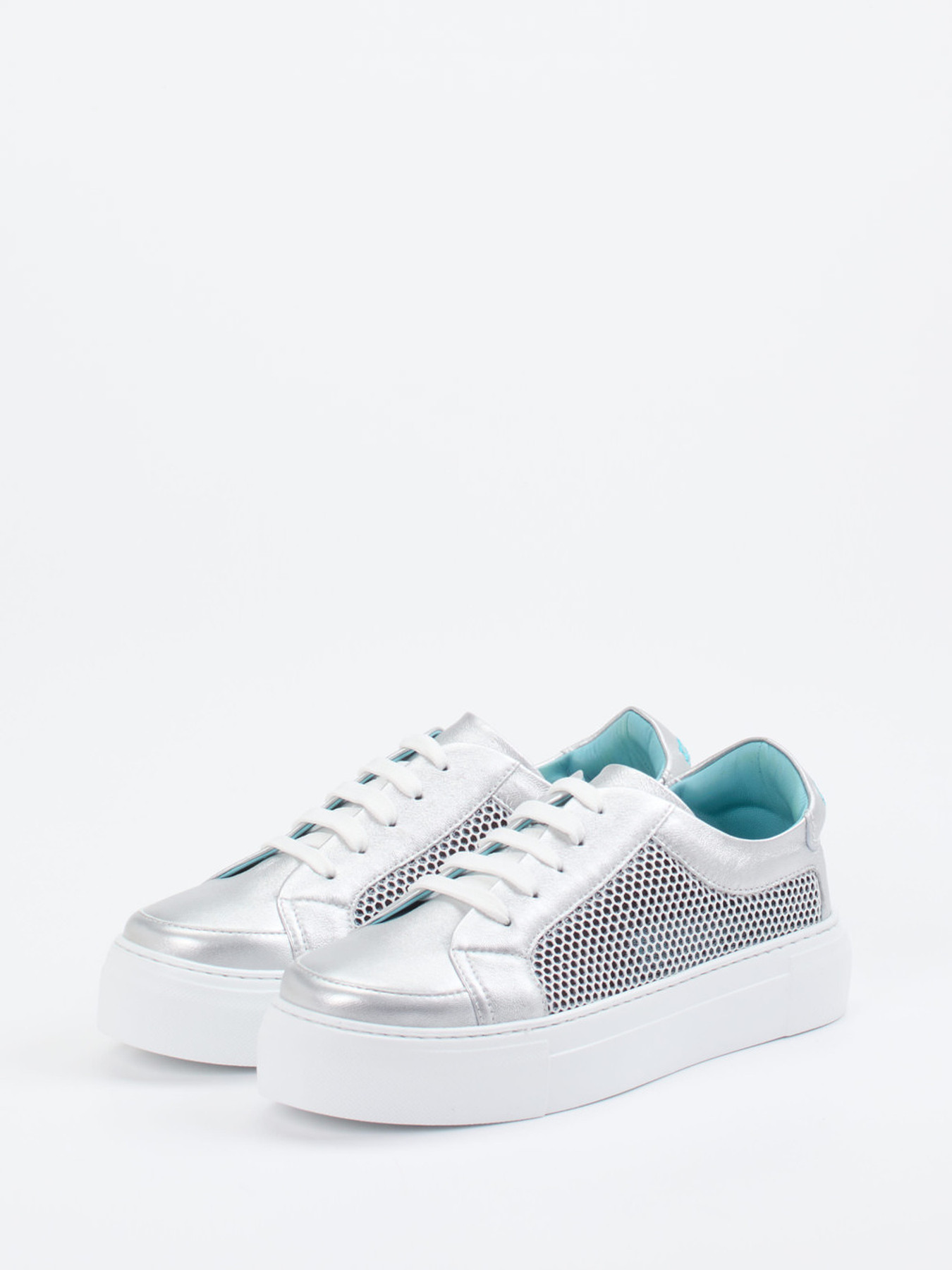 Sneaker silber 1663449008502