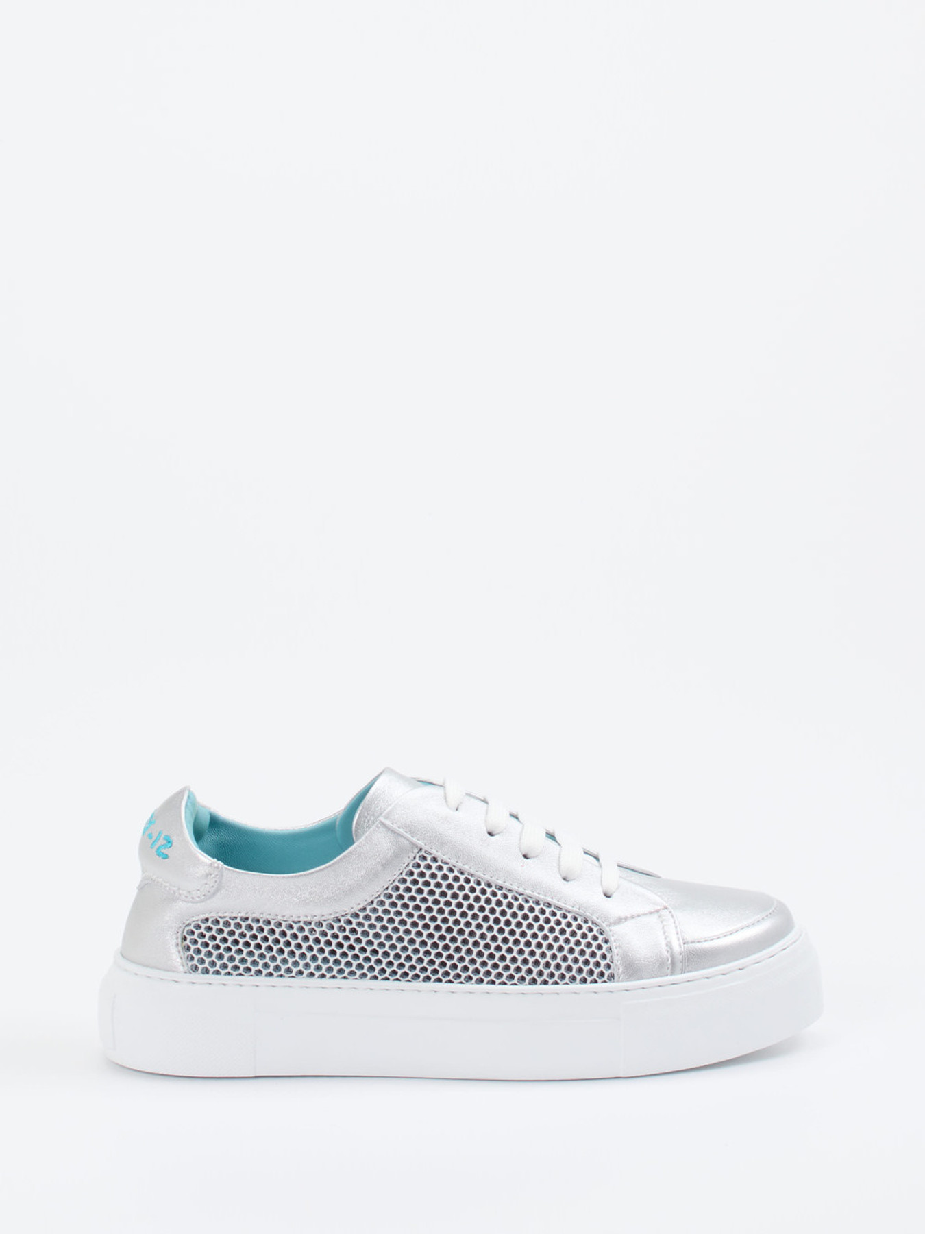 Sneaker silber 1663449008501