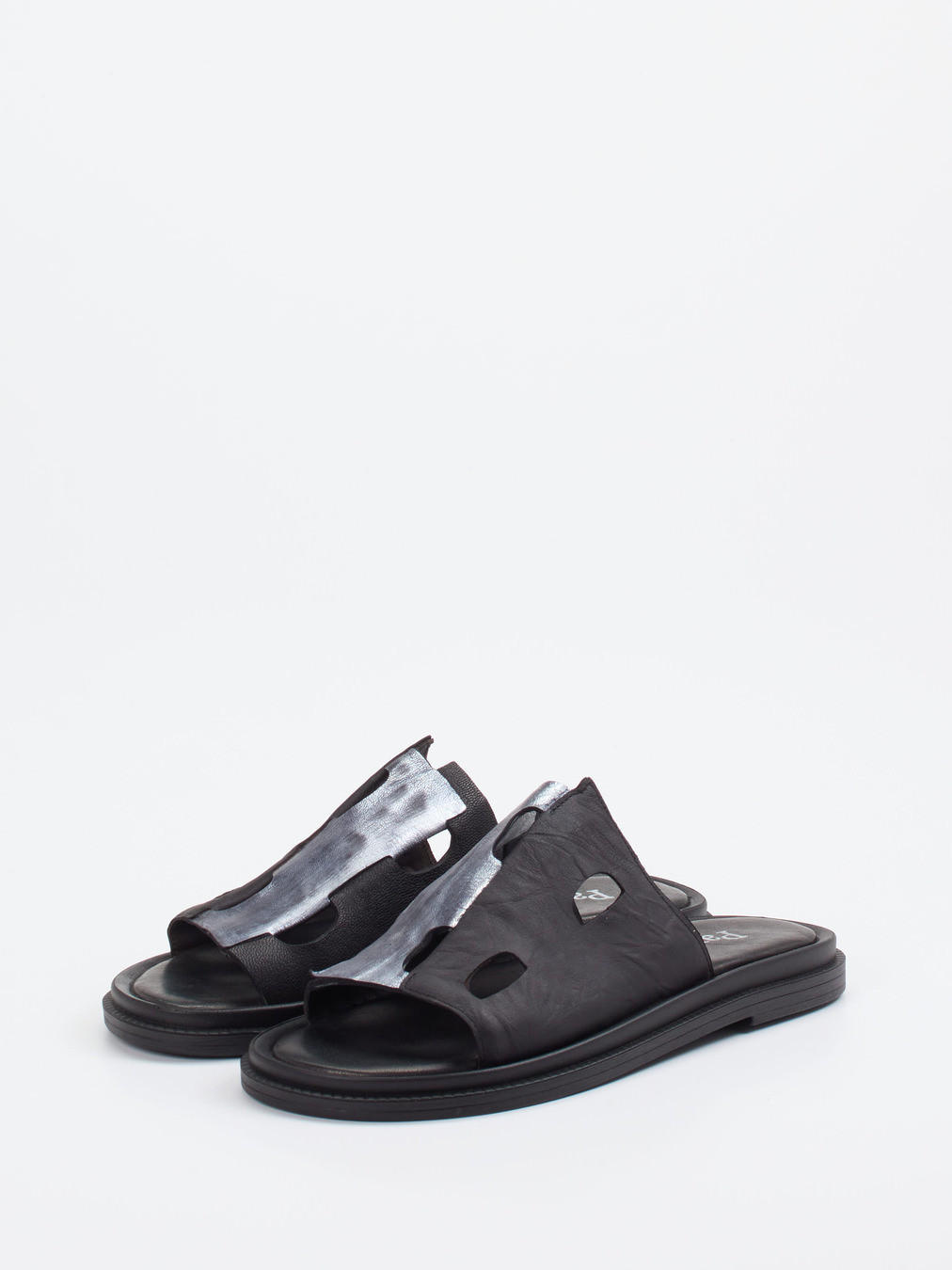 Pantolette schwarz 1101004000402